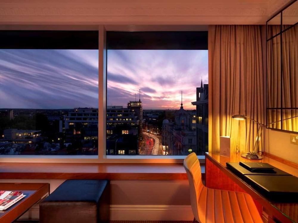 Royal Garden 5* Лондон